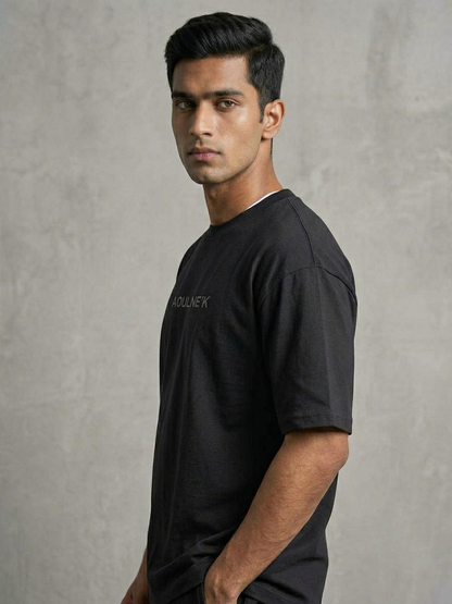 Aoulne’k Men’s Black Solid Regular Fit T-Shirt