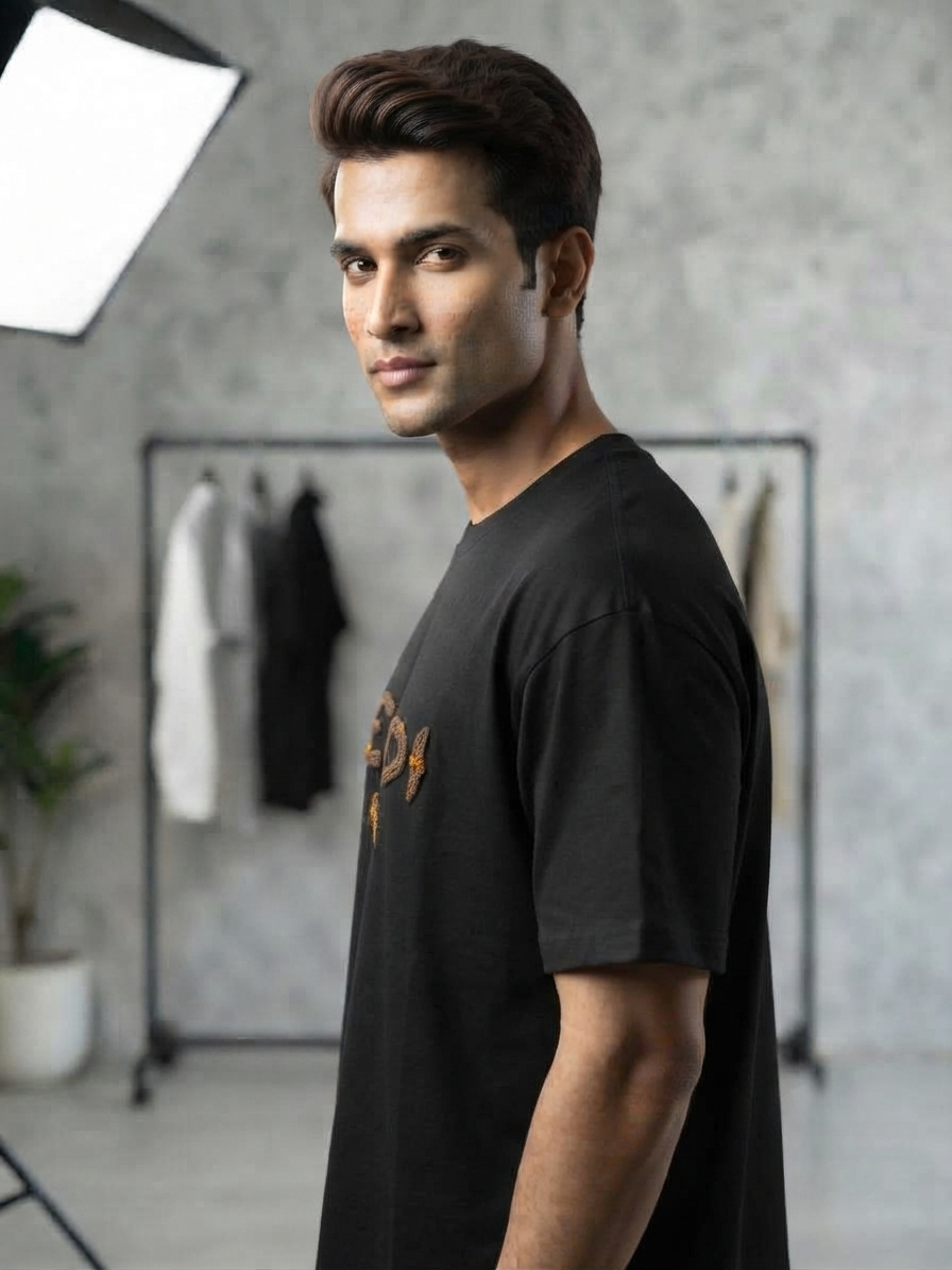Men's Black 'Fendi Roma' Graphic Relaxed Fit 100% Cotton T-Shirt