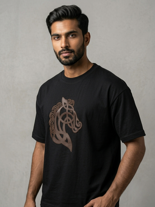 Aoulne’k Men’s Black Horse Emblem Graphic T-Shirt