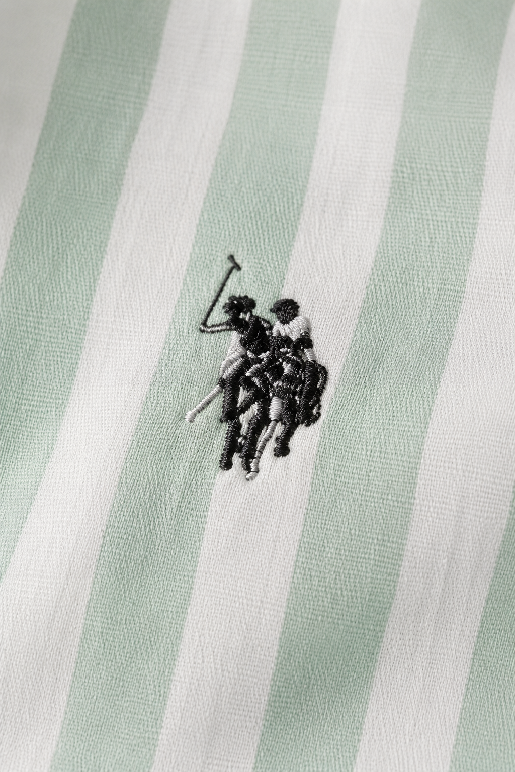 Men's Classic Vertical Stripe Shirt